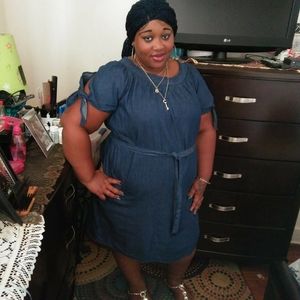 Meet your Posher, Crystal